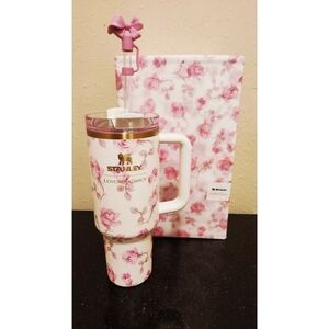 Stanley × LoveShakeFactory 40oz Ribbon Rosa Tumbler